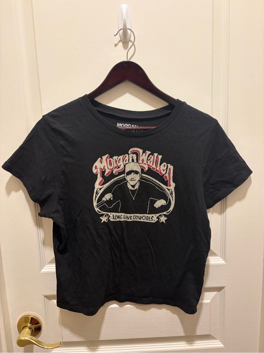 Morgan Wallen cropped tee - "Long Live Cowgirls"
